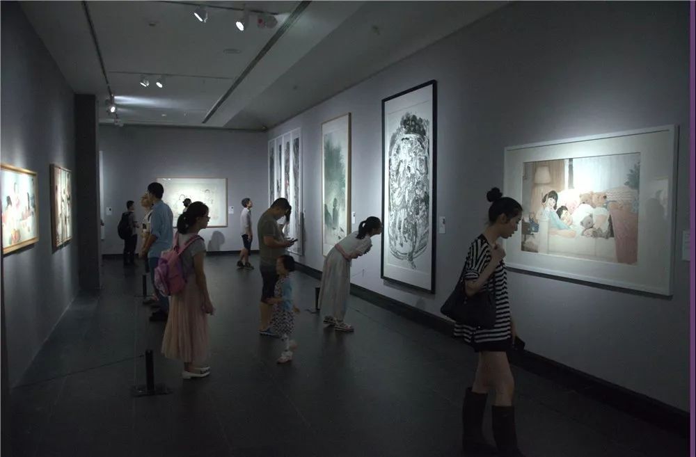 中国画学院展览现场 (1).jpg